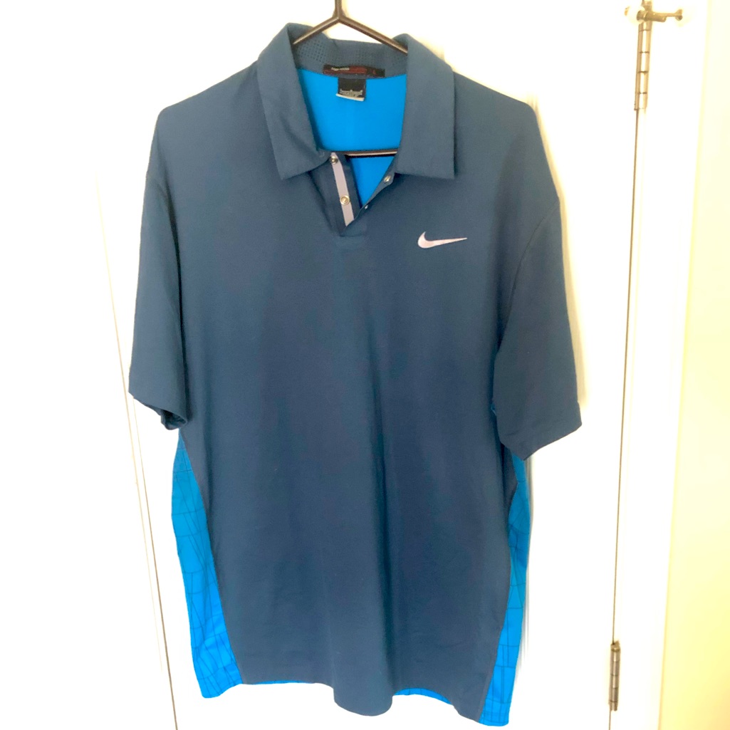 2 Golf ShirtsNike